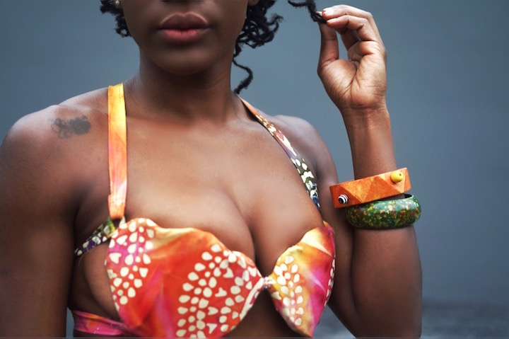 Customized Carnival Wire Bra 