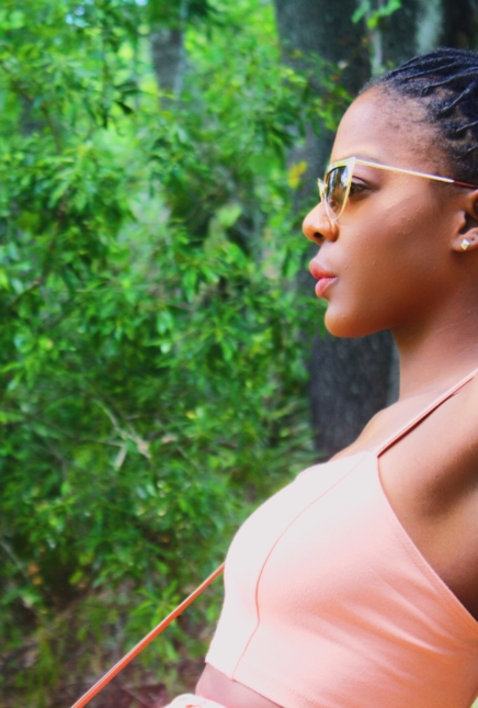 Coral Chromatic: 3 Easy Tips on How To Make MonoChromatic Style Work For You